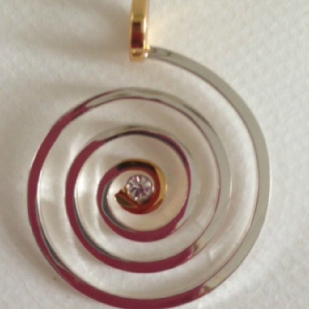 Swirl Design Pendant Jewelry Clear Stone New